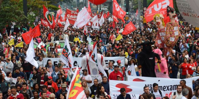 isencao-do-ir-e-vitoria-dos-trabalhadores,-dizem-centrais-sindicais isencao-do-ir-e-vitoria-dos-trabalhadores,-dizem-centrais-sindicais