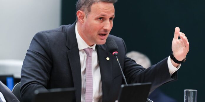 derrite-diz-que-competencias-da-pf-serao-mantidas-em-pl-antifaccao derrite-diz-que-competencias-da-pf-serao-mantidas-em-pl-antifaccao