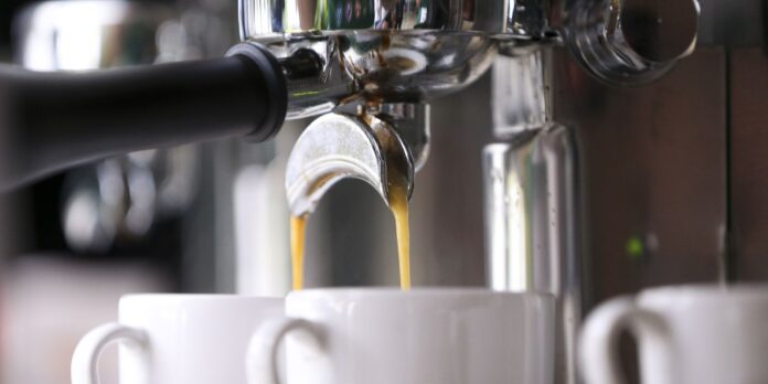 estudo-diz-que-cafe-reduz-risco-de-recorrencia-de-arritmia-cardiaca estudo-diz-que-cafe-reduz-risco-de-recorrencia-de-arritmia-cardiaca