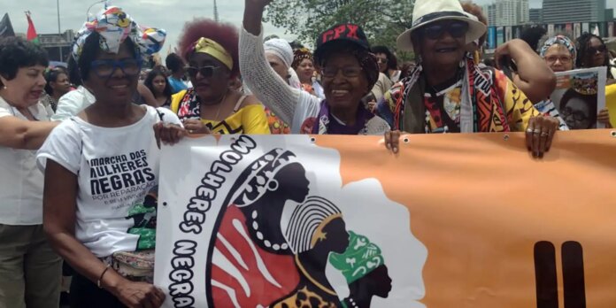 centenarias-em-marcha:-mulheres-negras-mostram-forca-do-movimento centenarias-em-marcha:-mulheres-negras-mostram-forca-do-movimento