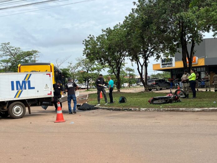 motociclista-morre-atropelado-por-onibus-do-transporte-publico-de-palmas