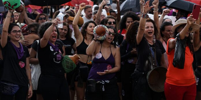 em-brasilia,-mulheres-denunciam-feminicidios-e-a-omissao-do-estado em-brasilia,-mulheres-denunciam-feminicidios-e-a-omissao-do-estado