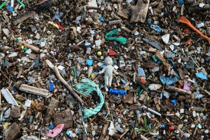 bahia-e-es-tem-a-maior-poluicao-por-microplasticos-do-litoral-brasileiro