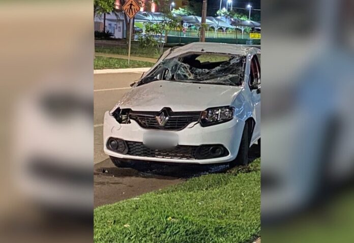 jovem-de-19-anos-morre-apos-capotar-carro-em-avenida-de-palmas