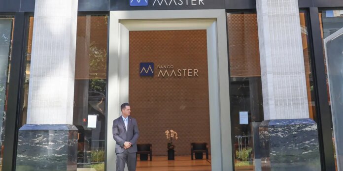justica-dos-eua-reconhece-liquidacao-do-banco-master-e-bloqueia-ativos