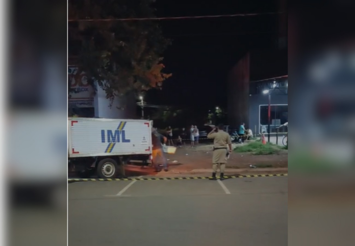 adolescente-e-morto-e-homem-fica-ferido-apos-tiros-em-distribuidora-de-bebidas-em-palmas