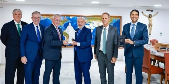 lula-recebe-lideres-mormons-dos-eua-no-palacio-do-planalto