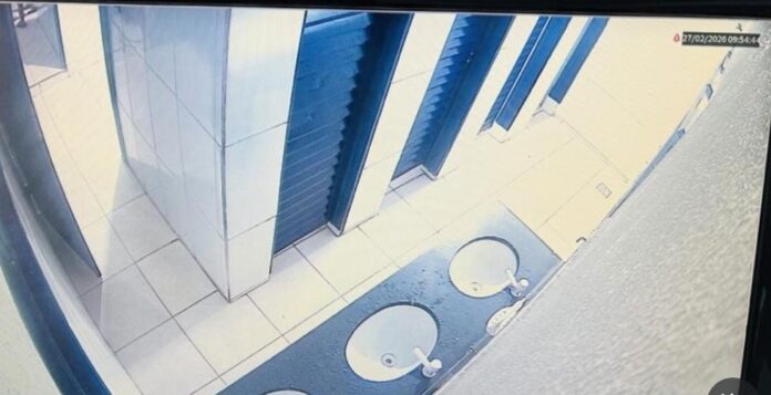 cameras-de-vigilancia-sao-instaladas-dentro-de-banheiros-de-escola-publica-no-tocantins cameras-de-vigilancia-sao-instaladas-dentro-de-banheiros-de-escola-publica-no-tocantins