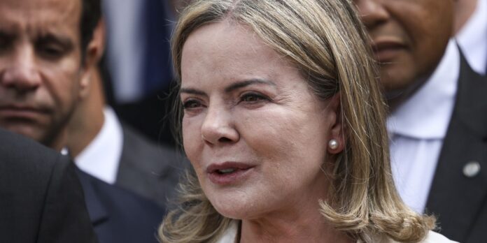 gleisi-confirma-que-deixa-secretaria-de-relacoes-institucionais-dia-31