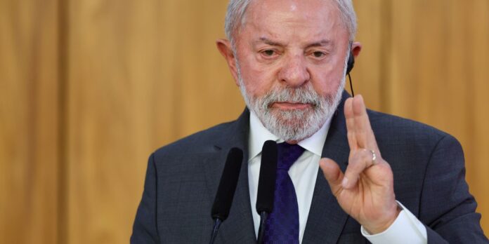 lula:-assessor-de-trump-so-entrara-no-pais-se-padilha-entrar-nos-eua lula:-assessor-de-trump-so-entrara-no-pais-se-padilha-entrar-nos-eua