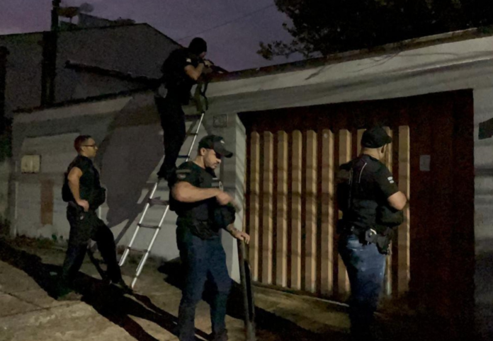 policia-cumpre-mandados-contra-suspeitos-de-usar-aplicativo-para-negociar-drogas