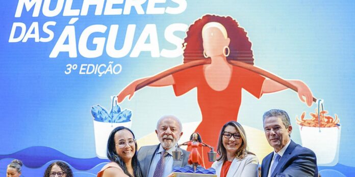 jamais-vamos-acabar-com-o-seguro-defeso,-diz-lula-a-pescadoras