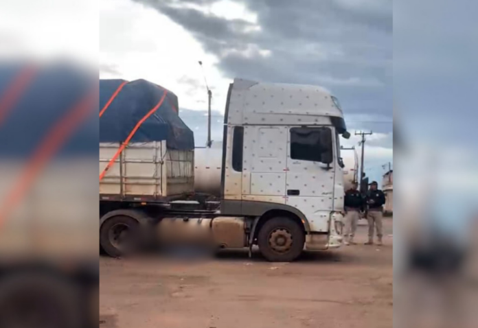 homem-morre-apos-ter-cabeca-esmagada-em-acidente-na-br-153,-no-tocantins