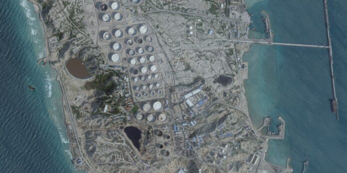 ira-incendeia-petroleiro-gigante-perto-de-dubai-apos-alertas-de-trump ira-incendeia-petroleiro-gigante-perto-de-dubai-apos-alertas-de-trump
