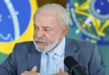 Lula afirma que mundo não dá direito a Trump ameaçar um país lula-afirma-que-mundo-nao-da-direito-a-trump-ameacar-um-pais