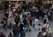 Feriado de Tiradentes aumenta fluxo de passageiros em aeroportos feriado-de-tiradentes-aumenta-fluxo-de-passageiros-em-aeroportos