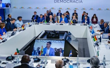 Pobres não podem pagar por irresponsabilidade das guerras, diz Lula pobres-nao-podem-pagar-por-irresponsabilidade-das-guerras,-diz-lula