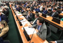 CCJ da Câmara retoma análise do fim da escala 6×1 nesta quarta ccj-da-camara-retoma-analise-do-fim-da-escala-6×1-nesta-quarta