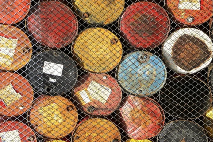 brent-volta-a-superar-us$-100-com-impasse-nas-negociacoes-entre-eua-e-ira