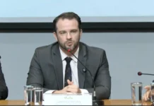 Governo propõe usar receita extra do petróleo para baratear combustíveis governo-propoe-usar-receita-extra-do-petroleo-para-baratear-combustiveis