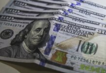Dólar cai para R$ 4,95 e fecha no menor valor em dois anos dolar-cai-para-r$-4,95-e-fecha-no-menor-valor-em-dois-anos