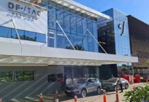 Bolsonaro é internado para cirurgia no ombro em Brasília bolsonaro-e-internado-para-cirurgia-no-ombro-em-brasilia