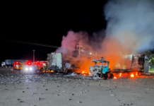 Carretas ficam destruídas após incêndio em posto de combustível no TO; vídeo carretas-ficam-destruidas-apos-incendio-em-posto-de-combustivel-no-to;-video