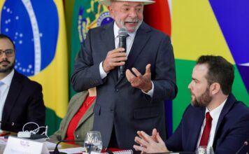 Lula: Desenrola Brasil ajudará população a “tirar corda do pescoço” lula:-desenrola-brasil-ajudara-populacao-a-“tirar-corda-do-pescoco”