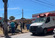 Motociclista morre após moto ser atingida na traseira por carro e bater em poste no Tocantins motociclista-morre-apos-moto-ser-atingida-na-traseira-por-carro-e-bater-em-poste-no-tocantins
