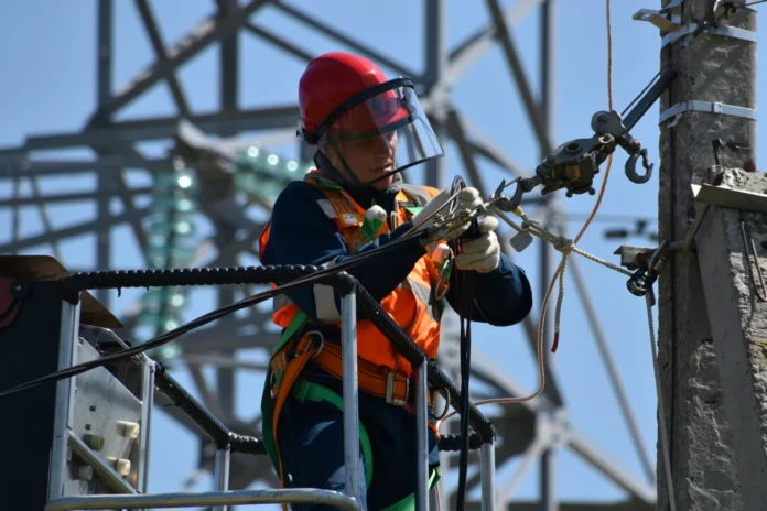 ritmo-de-crescimento-da-demanda-energetica-cai-em-2025,-mostra-a-iea