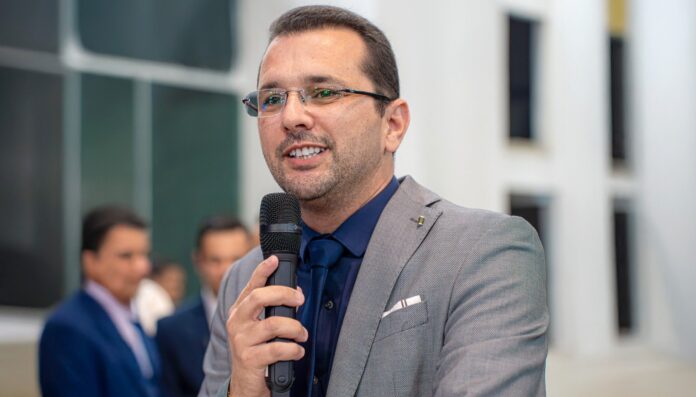 vereador-marcos-duarte-(psd)-e-alvo-de-mandado-em-operacao-da-pf-que-investiga-crimes-eleitorais