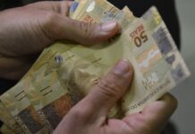 Poupança tem retirada líquida de R$ 476,4 milhões em abril poupanca-tem-retirada-liquida-de-r$-476,4-milhoes-em-abril