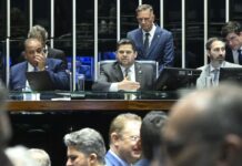 Dosimetria: Alcolumbre promulga lei que beneficia condenados pelo 8/1 dosimetria:-alcolumbre-promulga-lei-que-beneficia-condenados-pelo-8/1