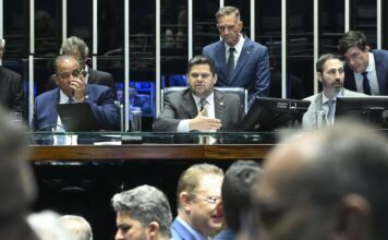 Dosimetria: Alcolumbre promulga lei que beneficia condenados pelo 8/1 dosimetria:-alcolumbre-promulga-lei-que-beneficia-condenados-pelo-8/1