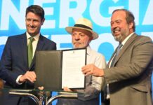 Governo renova contratos com distribuidoras de energia em 13 estados governo-renova-contratos-com-distribuidoras-de-energia-em-13-estados