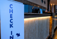 Com check-in digital, hóspede pode chegar a hotel com ficha preenchida com-check-in-digital,-hospede-pode-chegar-a-hotel-com-ficha-preenchida