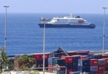 Passageiros começam a deixar navio onde houve surto de hantavírus passageiros-comecam-a-deixar-navio-onde-houve-surto-de-hantavirus