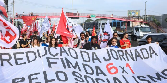 ato-no-rio-abre-mobilizacao-para-pressionar-senado-pelo-fim-da-6×1 ato-no-rio-abre-mobilizacao-para-pressionar-senado-pelo-fim-da-6×1