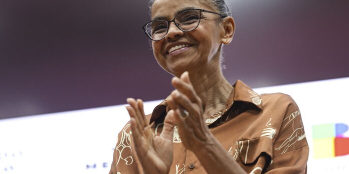 marina-silva-recebe-maior-condecoracao-da-franca-em-brasilia marina-silva-recebe-maior-condecoracao-da-franca-em-brasilia