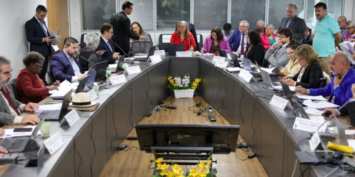 sindicato-dos-metalurgicos-de-sao-paulo-recebe-anistia-politica sindicato-dos-metalurgicos-de-sao-paulo-recebe-anistia-politica