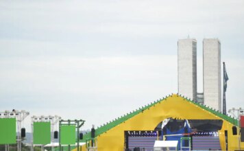 Mais de 60 artistas se apresentarão gratuitamente na posse de Lula mais-de-60-artistas-se-apresentarao-gratuitamente-na-posse-de-lula