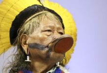 Internado, cacique Raoni tem saúde estável e respira sem aparelhos internado,-cacique-raoni-tem-saude-estavel-e-respira-sem-aparelhos