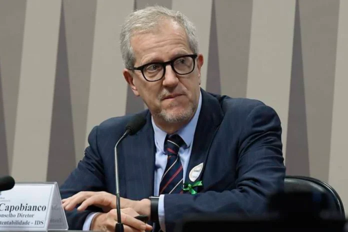 “tensao-entre-ministerios”-atrasa-roadmap-nacional-dos-combustiveis-fosseis,-admite-capobianco “tensao-entre-ministerios”-atrasa-roadmap-nacional-dos-combustiveis-fosseis,-admite-capobianco