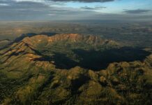 Meteorito, energia e uma cratera gigante: entenda como surgiu a Serra da Cangalha no TO meteorito,-energia-e-uma-cratera-gigante:-entenda-como-surgiu-a-serra-da-cangalha-no-to