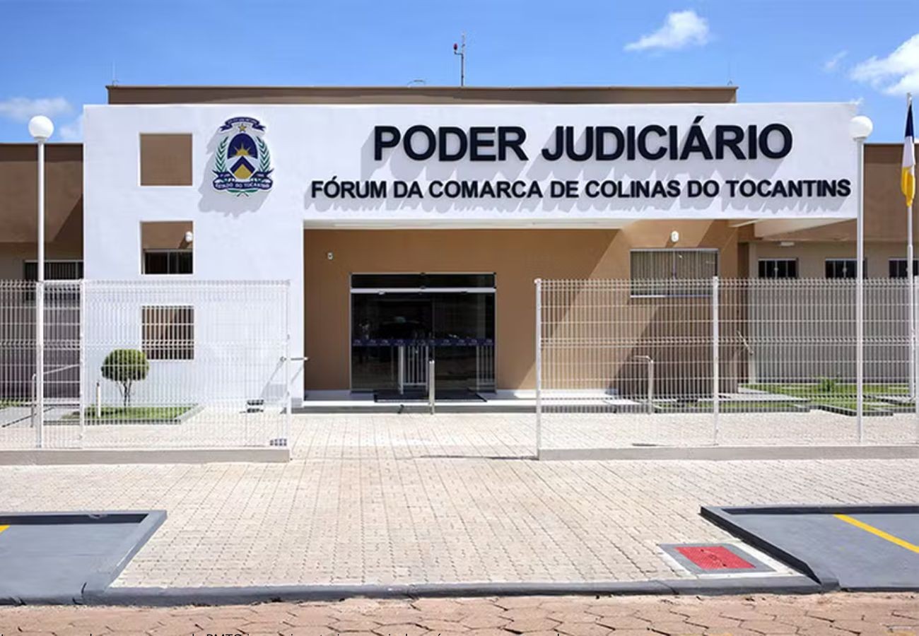 Homem é condenado a 24 anos de prisão por matar irmão enquanto ele dormia homem-e-condenado-a-24-anos-de-prisao-por-matar-irmao-enquanto-ele-dormia