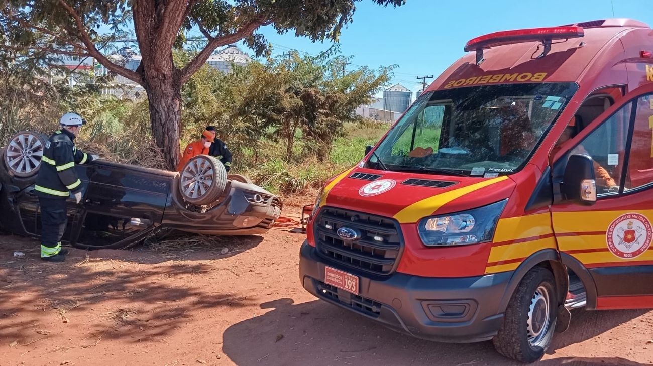 Capotamento deixa um morto e um ferido próximo a Paraíso do Tocantins capotamento-deixa-um-morto-e-um-ferido-proximo-a-paraiso-do-tocantins