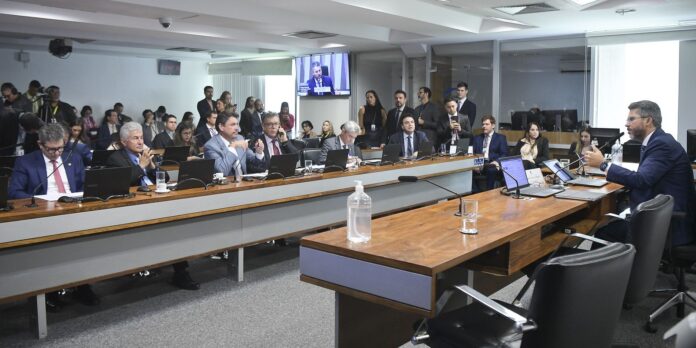 pedido-de-vista-adia-votacao-da-politica-de-minerais-criticos pedido-de-vista-adia-votacao-da-politica-de-minerais-criticos