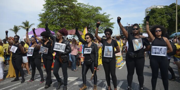 entenda-o-que-e-blackwashing-e-como-o-“antirracismo-de-aparencia”-atua