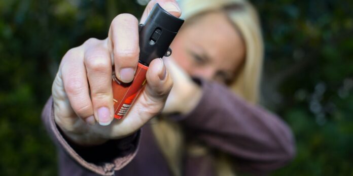 spray-de-pimenta-para-mulher-e-medida-paliativa,-diz-promotora spray-de-pimenta-para-mulher-e-medida-paliativa,-diz-promotora
