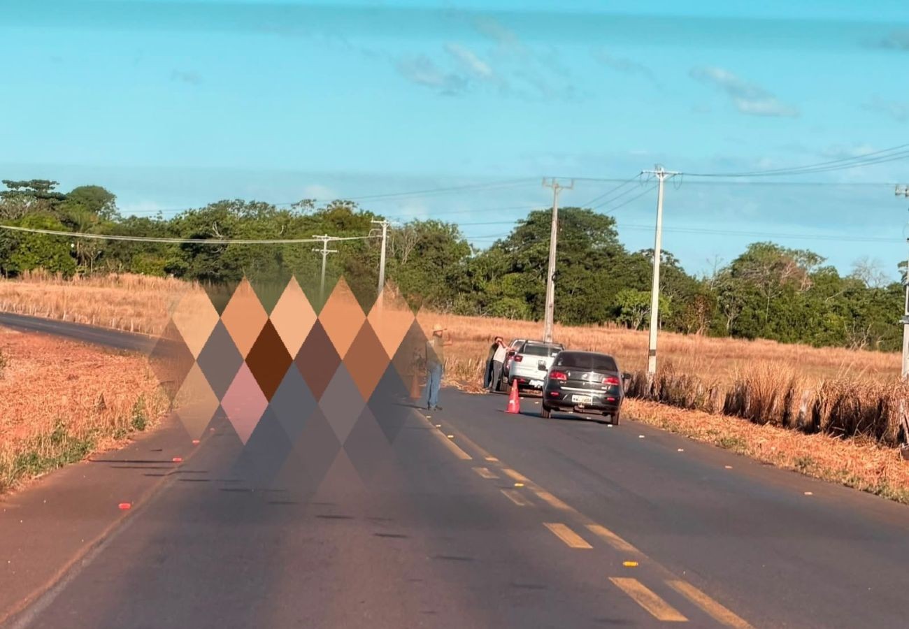 Mulher morre em acidente entre moto e caminhão na TO-335 mulher-morre-em-acidente-entre-moto-e-caminhao-na-to-335